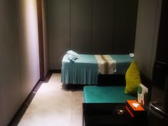 -珠海棕泉水疗酒店(拱北口岸高铁站店)