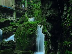 -藏龙百瀑风景区