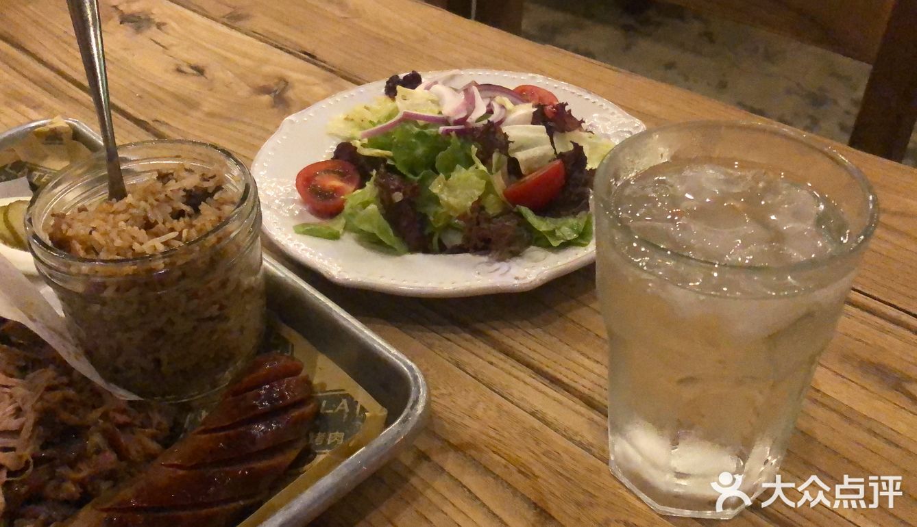 特别实惠的一家餐厅，纯正的德州烧烤