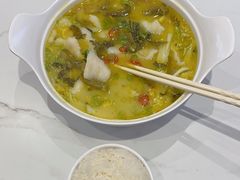 -鱼你在一起(浦东新陆家嘴滨江中心店)