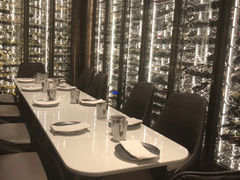 -wineapp葡萄酒餐吧(外滩金融中心店)
