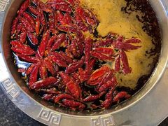 -洞亭火锅(防空洞总店)