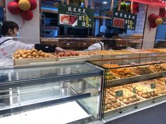 面包甜点陈列柜-周记传统糕点PASTRY(蜀汉路店)