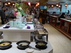 -泉福居酱骨头自助广场(南大街商业步行街店)