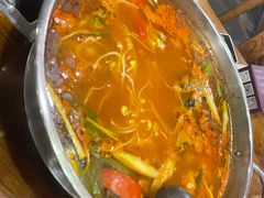 -亮欢寨酸汤鱼(沙冲路店)