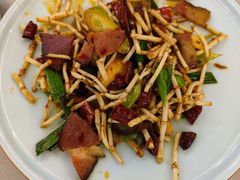 折耳根炒腊肉-贵州大厦贵州厅