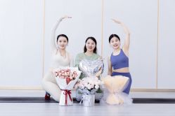 -亚太瑜伽普拉提学院