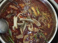 -老石黑山羊毛驴肉火锅(金凯广场店)