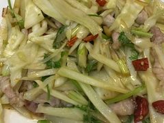 -超越海鲜屋(飞龙物业店)