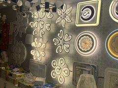 -大商机场前石材建材家具大市场