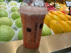 -每日新鲜水果吧(芮欧百货店)