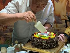 -红跑车蛋糕世界(网巾市店)