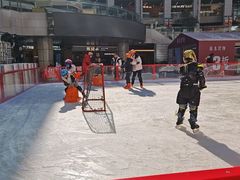 -浦江城市生活广场(江月路店)