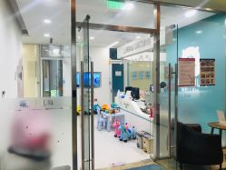 -唯儿诺儿童医院·儿科·眼科(新天地店)