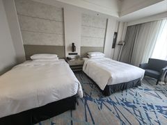 -上海漕河泾万丽酒店