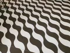 -星巴克臻选(莘庄仲盛店)