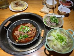 -大众跷脚牛肉馆·非遗传承单位(峨眉山店)