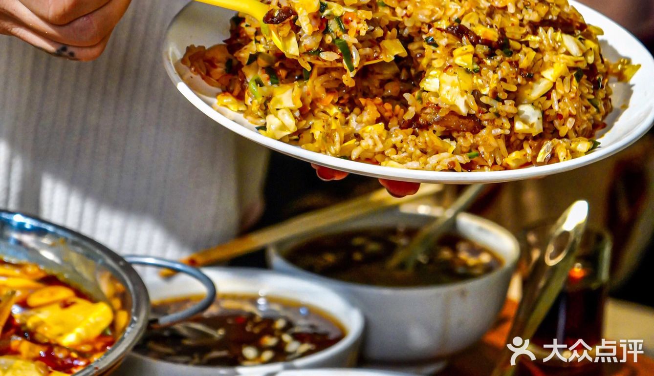 你永远可以相信西安开了三十年的烤肉老店 本地老饕全在这吃