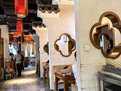 -万重锦·人文川菜馆(骡马市店)