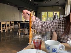 -穹六人间 people 6(岳阳路店)