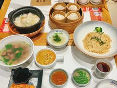 -馋三尺蟹粉小笼(人民广场店)