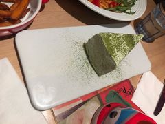-必胜客(机场路店)