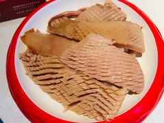 -爱你您·自家鱼塘·活水喷泉鱼火锅(八里店)