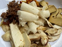 -黔蘑菇四季餐厅(观山湖店)