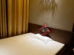 -爱乐国际温泉水疗会