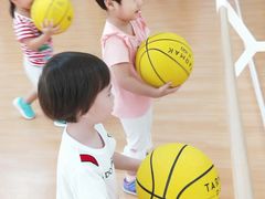 -子悦童萌国际托育中心(珠江新城店)
