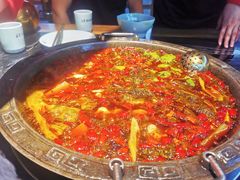 -大众跷脚牛肉馆·非遗传承单位(峨眉山店)