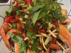 -包整·丝娃娃(一览甲秀楼风景店)