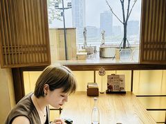-蟹家大院 · 独揽江景(滨江店)