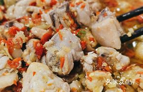 Plump Vinegar Steamed Chicken