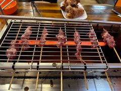 -哈尔滨小酒馆·鲜肉现穿自助烧烤(康新花园店)