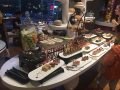 甜品-威珀斯酒店·珀萃美食餐厅 | 海鲜刺身·现烤生蚝·特色烤肉
