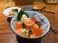 三文鱼亲子饭-信日本料理(信义坊店)