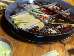 -正南齊北重庆老火锅(光华村直营店)