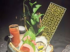 -蟹犇前•帝王蟹雪蟹(陆家嘴店)