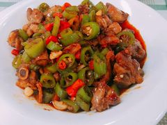 尖椒鸡-中央财经大学-食堂