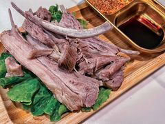 手抓羊肉-塔里木的羊·新疆特色餐厅(钱湖北路店)