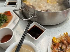 -肥仔文澳门猪骨煲(南京西路店)