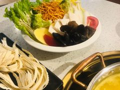 -八珍玉食鸡煲·打边炉(印象城店)