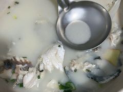 -天乐农家鱼头王(天目湖店)