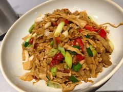 -客家大院·非遗赣南客家菜(郁孤台店)