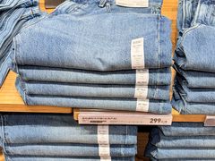 -优衣库(上海虹口龙之梦店)