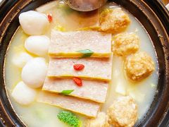砂锅黄陂三鲜-大中华酒楼·主席武昌鱼·武汉美食地标(江汉路步行街店)