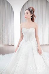 -艾米丽婚纱礼服