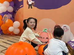 -艺采红鹰职业培训学校