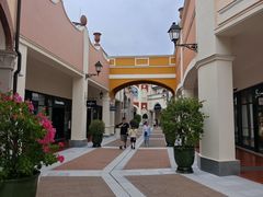 -佛罗伦萨小镇广佛名品奥特莱斯(疏港路店)